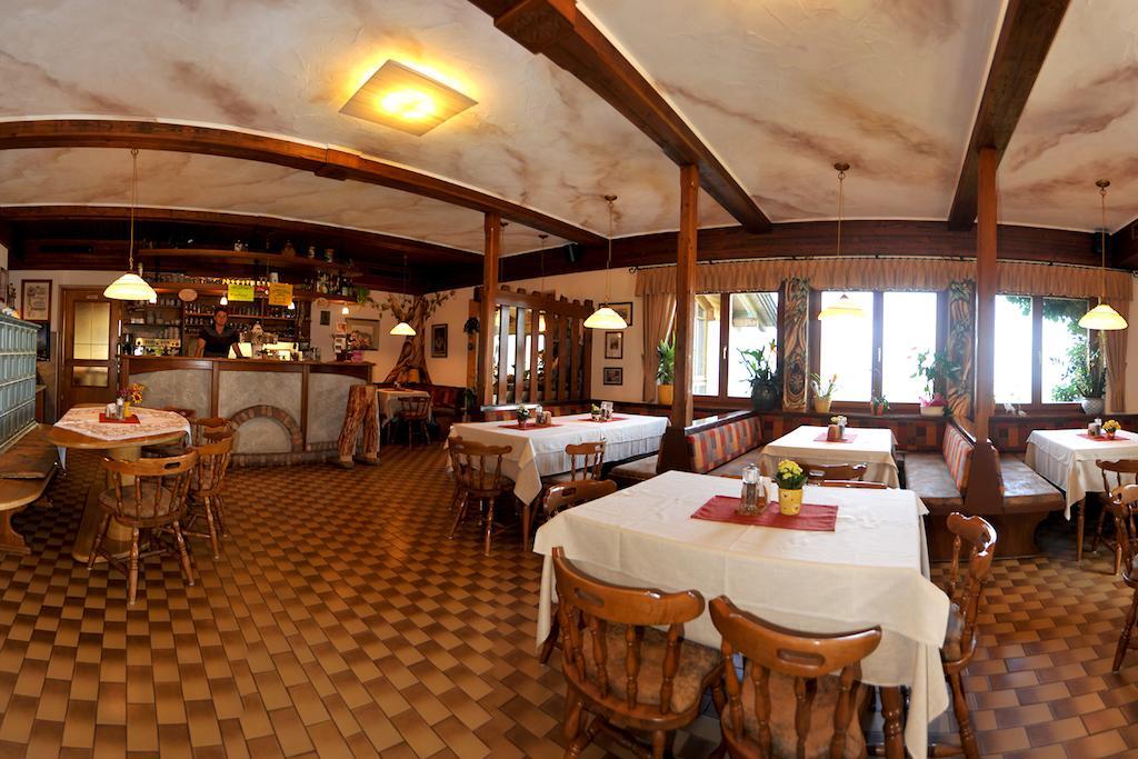 Gasthof Waldemar Hotel Hermagor Exterior photo