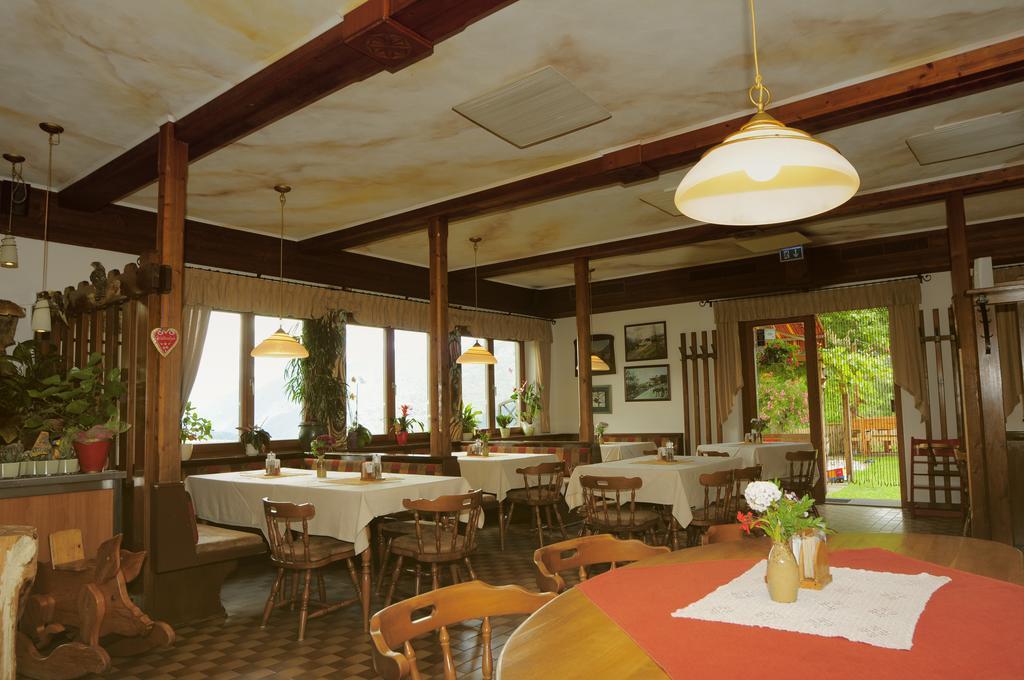 Gasthof Waldemar Hotel Hermagor Exterior photo